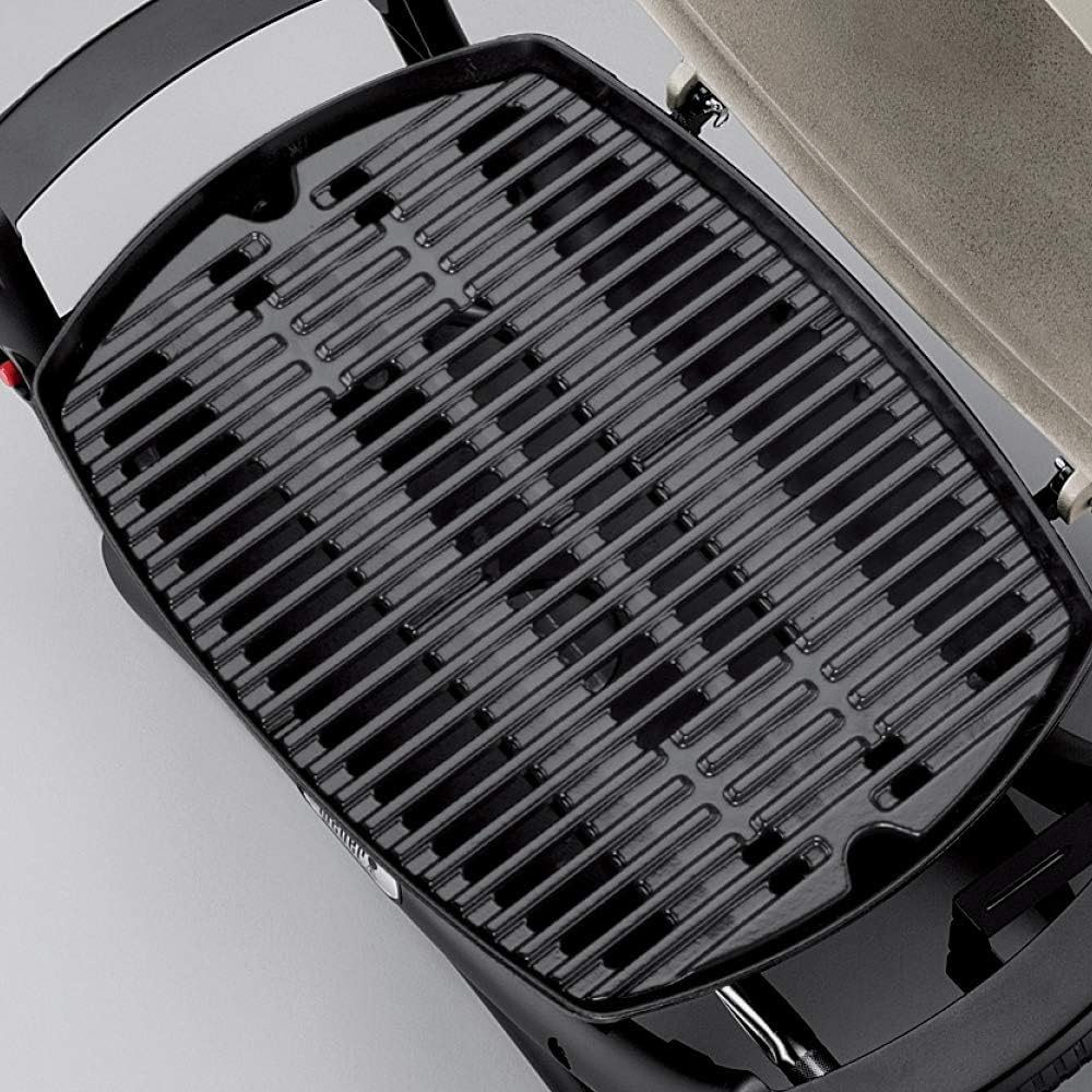 SmokeCraft:  Q1000 Liquid Propane Grill, Chrome