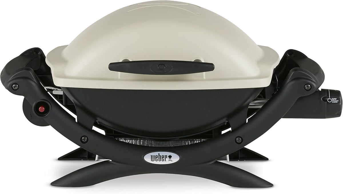 SmokeCraft:  Q1000 Liquid Propane Grill, Chrome