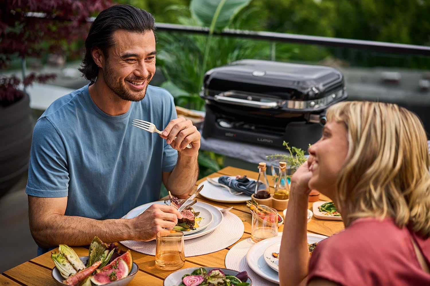 SmokeCraft: Lumin Compact Outdoor Electric Barbecue Grill, Black - Great Small Spaces such as Patios, Balconies, and Decks, Portable and Convenient